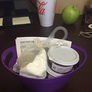 Review of Natural Lemon Zest Sugar Scrub Sample Size Sugaring Paste & Scrub Kit – thicker hair by Lindsey