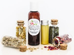 Adoring Your Harmony Natural Bath Oil with Calendula, Red Rose, Lemon Balm, Marshmallow Root | 2 oz