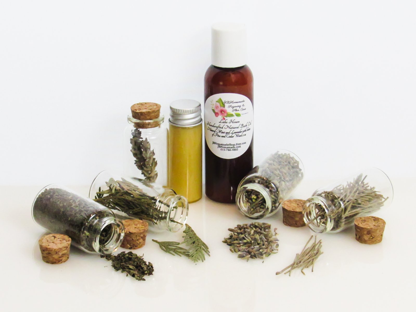 Lake House Bath Oil for Men with Pine, Cedar wood, Lavender, Spearmint | 2 oz